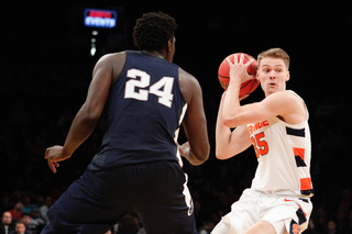 Buddy Boeheim had 14 points on Friday, but took 16 shots against Penn State.